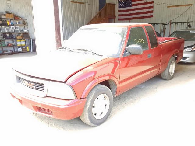 1GTCS19W528144247 - 2002 GMC SONOMA RED photo 2