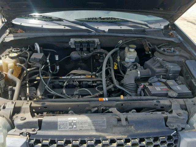 1FMYU92Z95DA26549 - 2005 FORD ESCAPE XLS Šedá fotografie 7