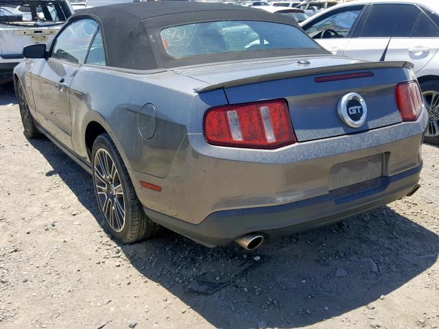 1ZVBP8FH6A5126543 - 2010 FORD MUSTANG GT GRAY photo 3