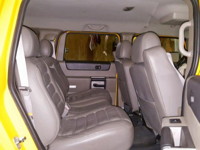 5GRGN23U03H109878 - 2003 HUMMER H2 YELLOW photo 6