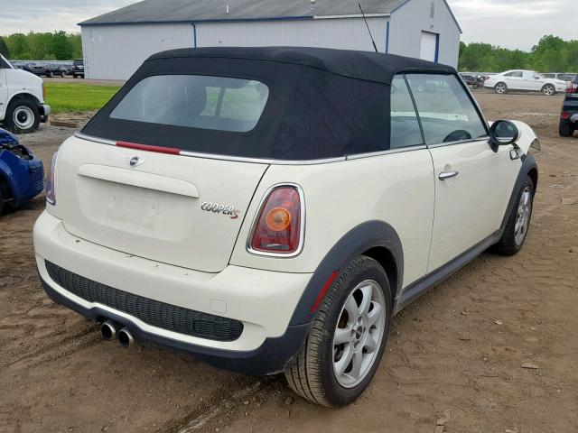 WMWMS33549TG89380 - 2009 MINI COOPER S WHITE photo 4