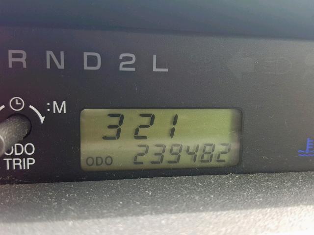 JTLKT324454008642 - 2005 TOYOTA SCION XB 银色 照片 8