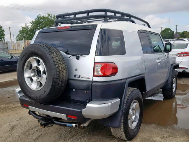 JTEBU11F08K046199 - 2008 TOYOTA FJ CRUISER SILVER photo 4