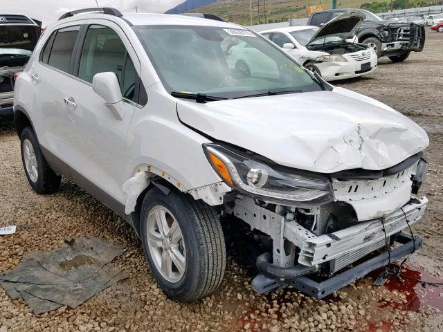 KL7CJPSB4JB606356 - 2018 CHEVROLET TRAX 1LT WHITE photo 1