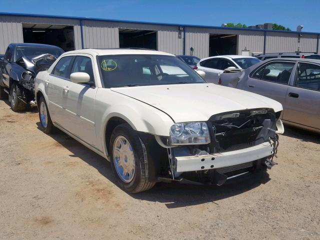 2C3AA53G55H188593 - 2005 CHRYSLER 300 TOURIN CREAM photo 1