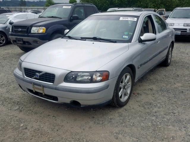 YV1RS61R922157626 - 2002 VOLVO S60 SILVER photo 2