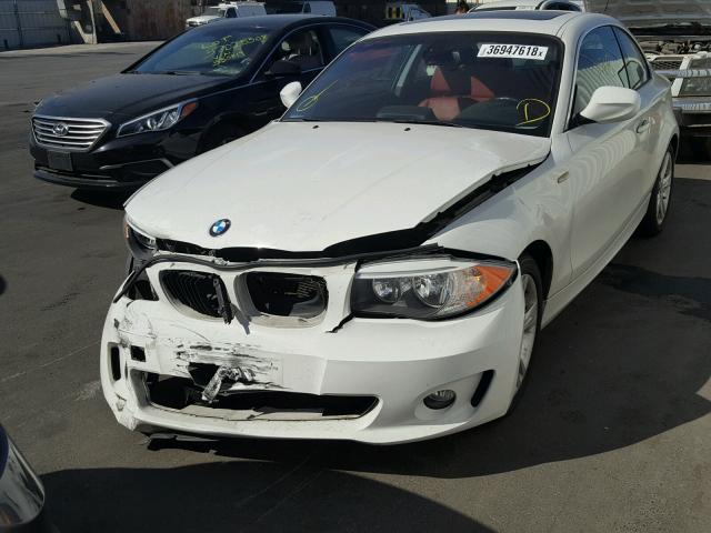 WBAUP7C5XCVP23422 - 2012 BMW 128 I WHITE photo 2