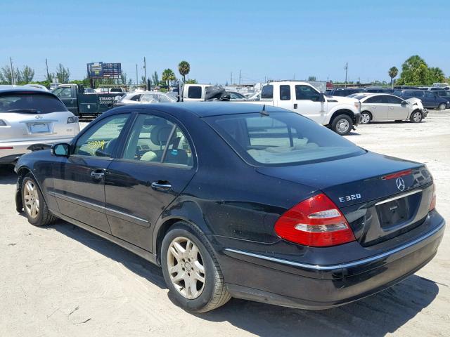 WDBUF65J75A634605 - 2005 MERCEDES-BENZ E 320 BLACK photo 3