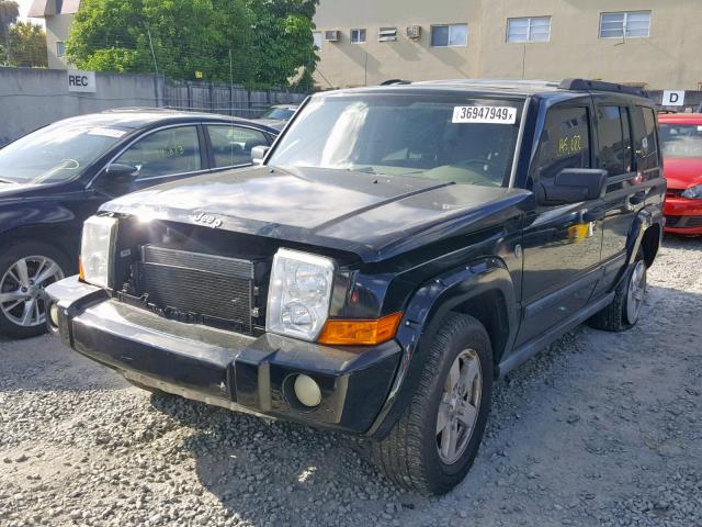 1J8HH48NX6C281985 - 2006 JEEP COMMANDER BLACK photo 2
