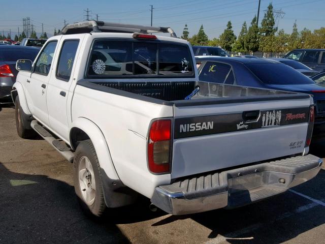 1N6ED27T4YC420048 - 2000 NISSAN FRONTIER C WHITE photo 3