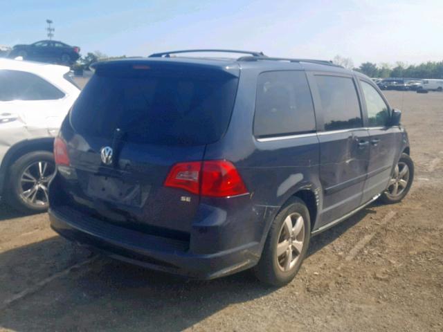 2V8HW34169R546427 - 2009 VOLKSWAGEN ROUTAN SE BLUE photo 4