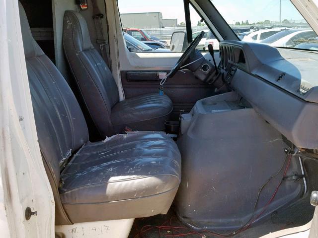 2B7HB21X1RK171761 - 1994 DODGE RAM VAN B2 WHITE photo 5