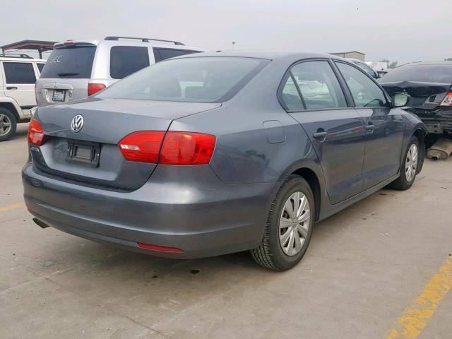 3VW2K7AJ6EM309248 - 2014 VOLKSWAGEN JETTA BASE GRAY photo 4