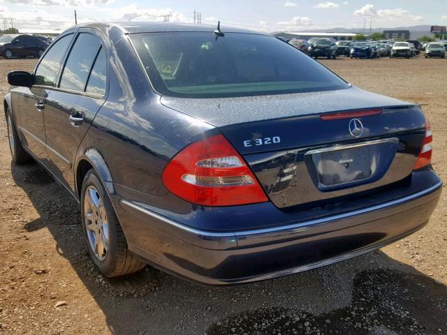 WDBUF65J43A216175 - 2003 MERCEDES-BENZ E 320 BLUE photo 3