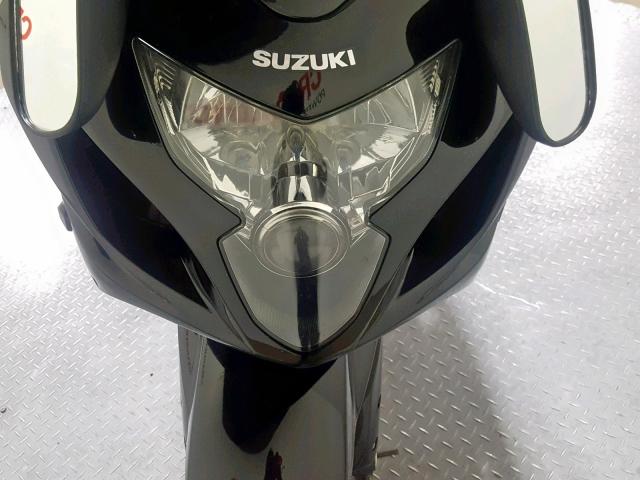 JS1GN7CA952101895 - 2005 SUZUKI GSX-R600 K BLACK photo 17