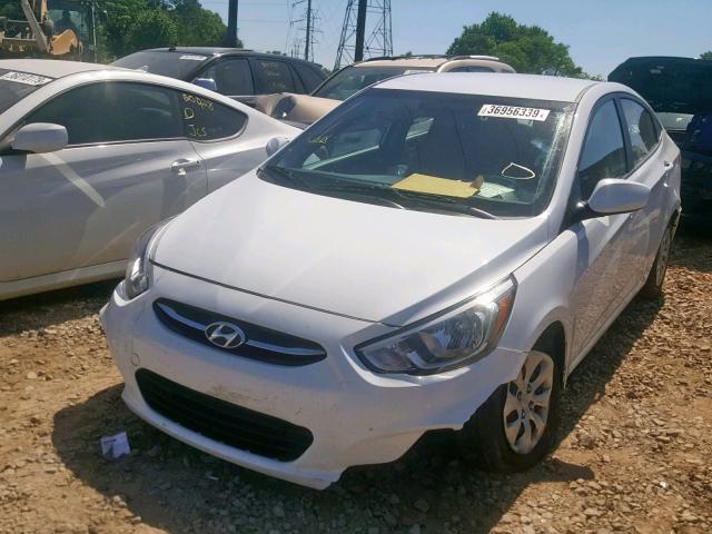 KMHCT4AE7HU300432 - 2017 HYUNDAI ACCENT SE WHITE photo 2