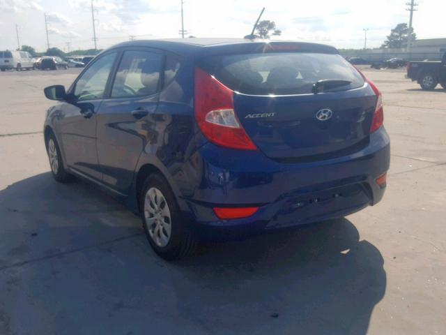 KMHCT5AEXHU300883 - 2017 HYUNDAI ACCENT SE BLUE photo 3