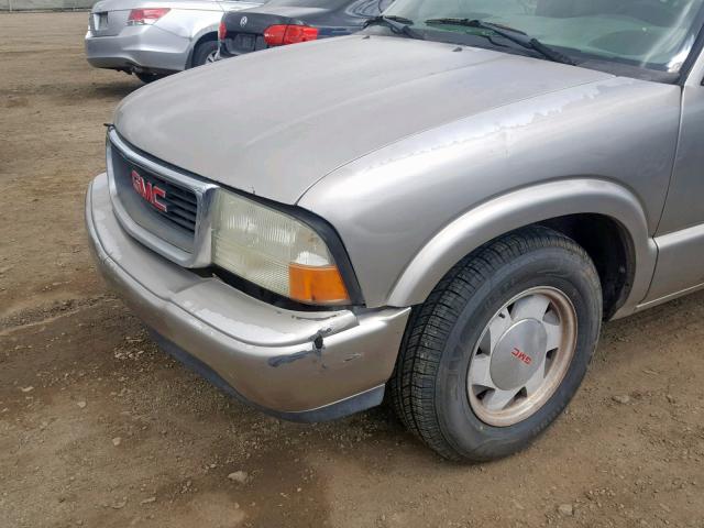 1GTCS19W528232408 - 2002 GMC SONOMA GOLD photo 10