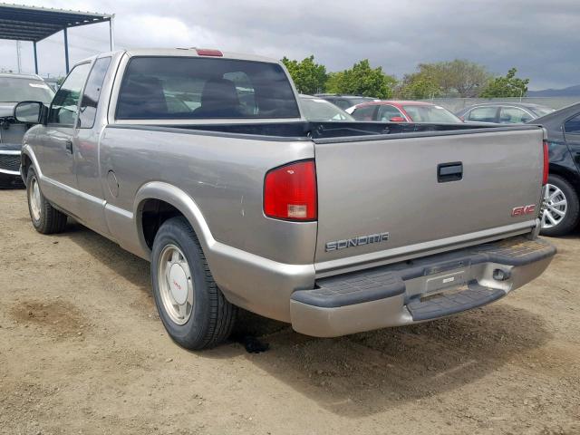 1GTCS19W528232408 - 2002 GMC SONOMA GOLD photo 3