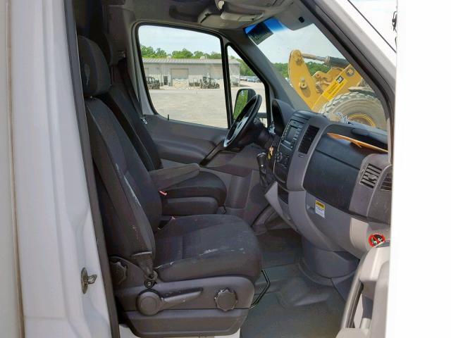 WDAPF4CC4E9593846 - 2014 MERCEDES-BENZ SPRINTER 3 WHITE photo 5