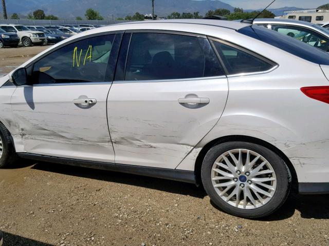 1FADP3J26EL254810 - 2014 FORD FOCUS TITA WHITE photo 9