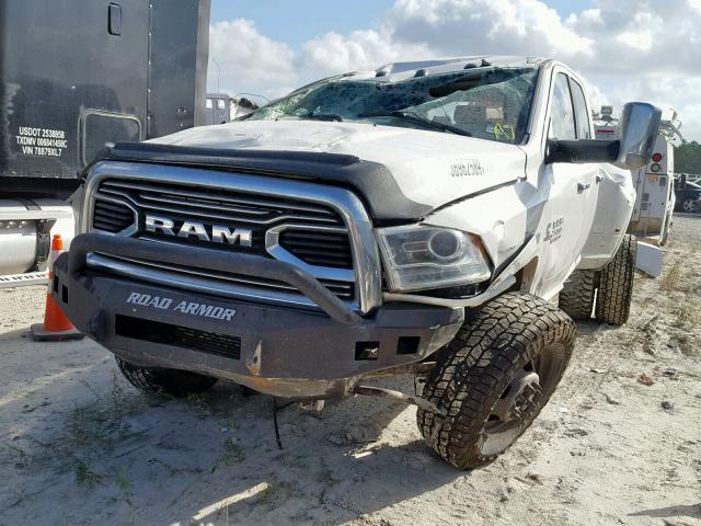 3C6UR5NL5DG559060 - 2013 RAM 2500 LARAM WHITE photo 2