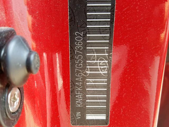 KNAFK4A67G5573602 - 2016 KIA FORTE LX RED photo 10