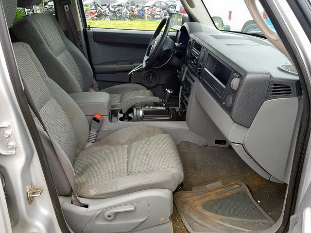 1J8HG48K86C127753 - 2006 JEEP COMMANDER ვერცხლისფერი ფოტო 5