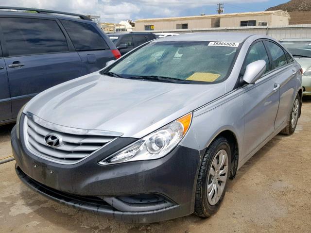 5NPEB4AC9BH191536 - 2011 HYUNDAI SONATA GLS GRAY photo 2