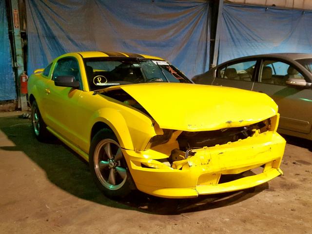 1ZVHT82H365237439 - 2006 FORD MUSTANG GT YELLOW photo 1