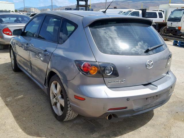 JM1BK343261522382 - 2006 MAZDA 3 HATCHBAC GRAY photo 3