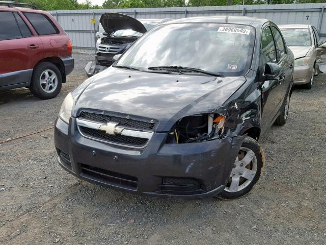 KL1TD56E79B304369 - 2009 CHEVROLET AVEO LS BLACK photo 2