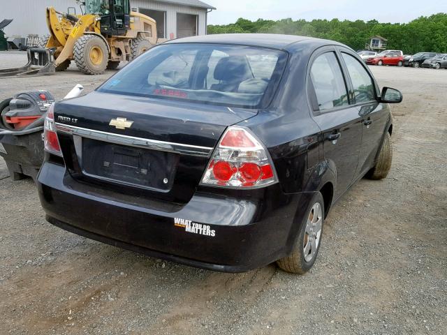 KL1TD56E79B304369 - 2009 CHEVROLET AVEO LS BLACK photo 4