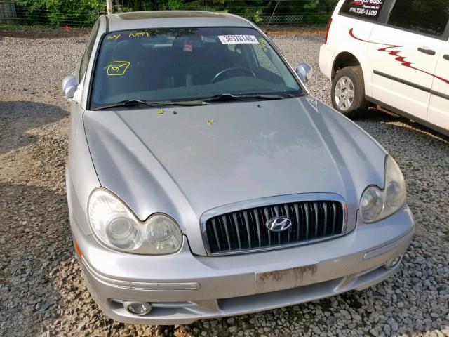 KMHWF25S15A156785 - 2005 HYUNDAI SONATA GL SILVER photo 9