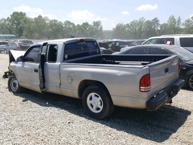 1B7GL22X3XS307902 - 1999 DODGE DAKOTA SILVER photo 3