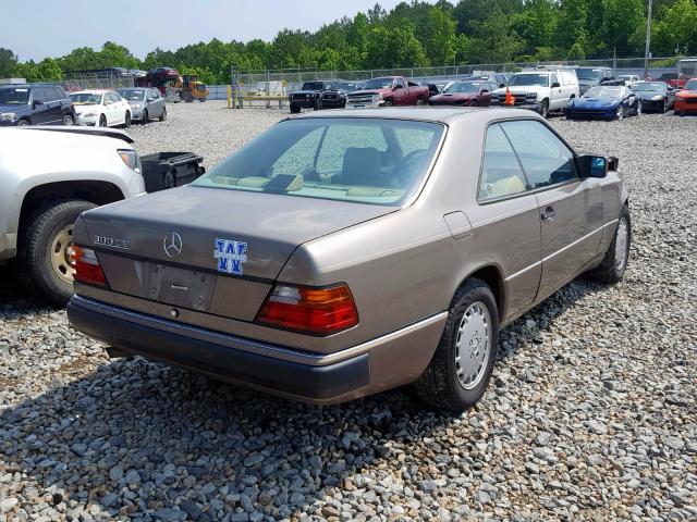 WDBEA51D9MB465984 - 1991 MERCEDES-BENZ 300 CE TAN photo 4