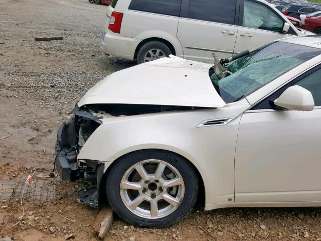 1G6DR57V880200807 - 2008 CADILLAC CTS HI FEA WHITE photo 9