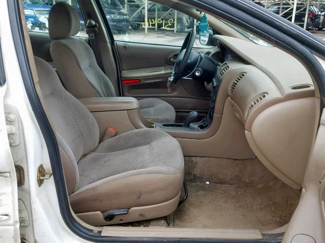 2B3HD46RX4H700843 - 2004 DODGE INTREPID S 白色 照片 5