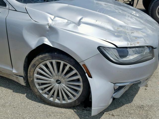 3LN6L5EC8HR620796 - 2017 LINCOLN MKZ RESERV SILVER photo 10