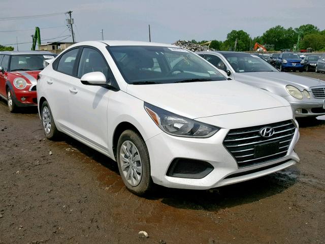 3KPC24A35KE070725 - 2019 HYUNDAI ACCENT SE WHITE photo 1