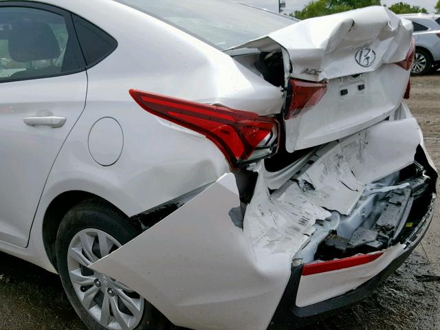 3KPC24A35KE070725 - 2019 HYUNDAI ACCENT SE WHITE photo 9