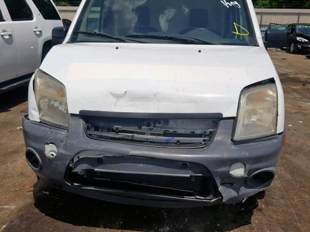 NM0LS7AN3DT154438 - 2013 FORD TRANSIT CO WHITE photo 9