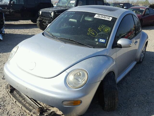 3VWCK31C05M404127 - 2005 VOLKSWAGEN NEW BEETLE Gümüş foto 2