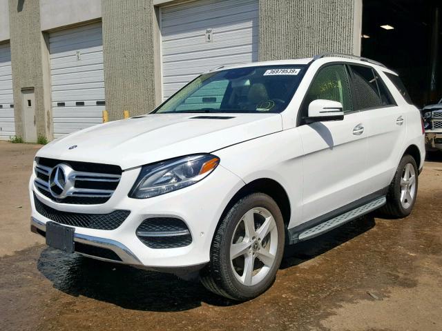 4JGDA5HB8JB021052 - 2018 MERCEDES-BENZ GLE 350 4M WHITE photo 2