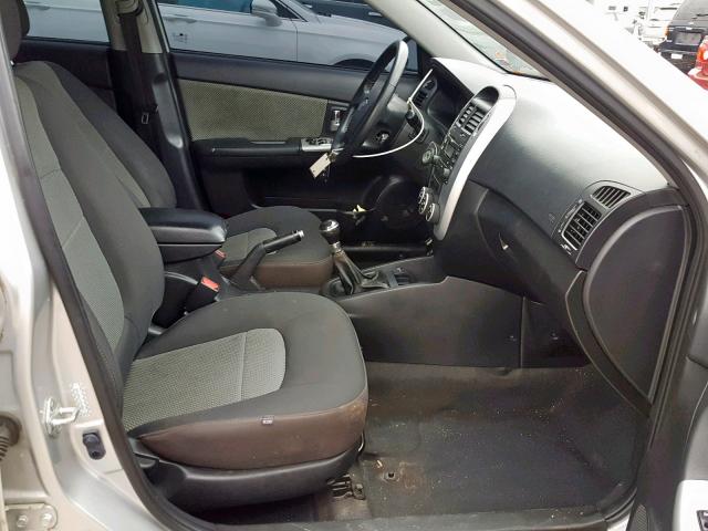 KNAFE221195027010 - 2009 KIA SPECTRA EX SILVER photo 5