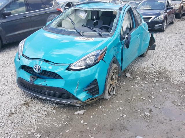 JTDKDTB37J1618627 - 2018 TOYOTA PRIUS C BLUE photo 2