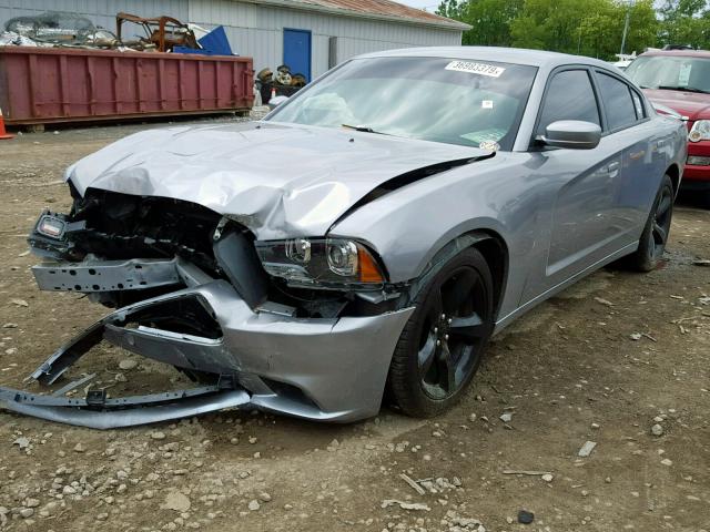 2C3CDXHG9EH210941 - 2014 DODGE CHARGER SX SILVER photo 2