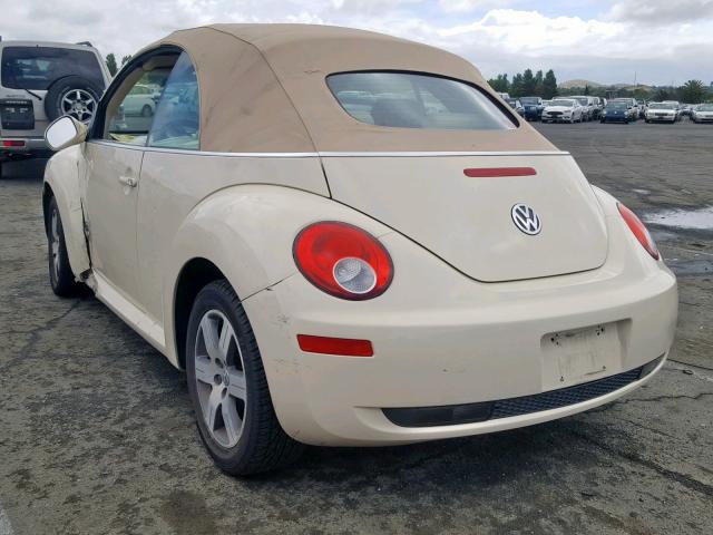 3VWRG31Y86M330545 - 2006 VOLKSWAGEN NEW BEETLE კრემისფერი ფოტო 3