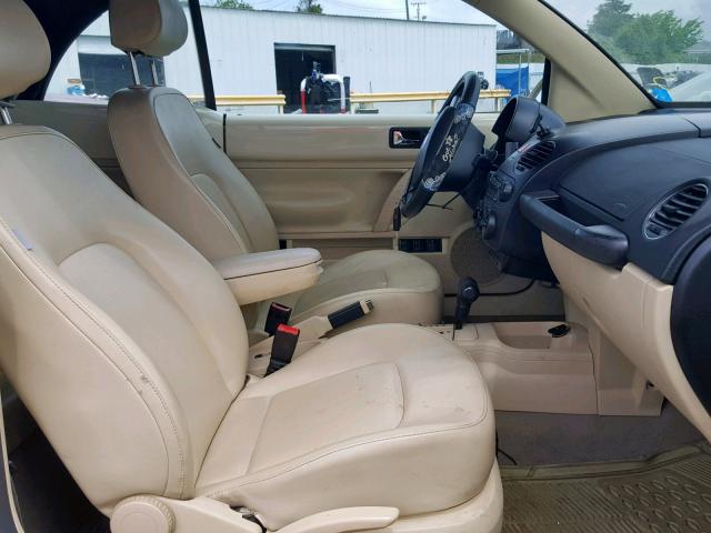 3VWRG31Y86M330545 - 2006 VOLKSWAGEN NEW BEETLE კრემისფერი ფოტო 5