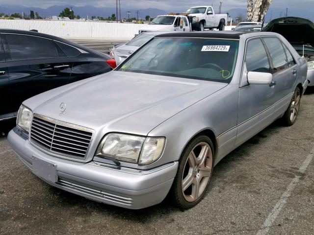 WDBGA51G1XA424469 - 1999 MERCEDES-BENZ S 500 SILVER photo 2